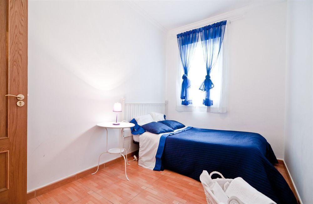Apartamentos Aqui Me Quedo マドリード エクステリア 写真