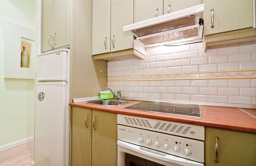 Apartamentos Aqui Me Quedo マドリード エクステリア 写真
