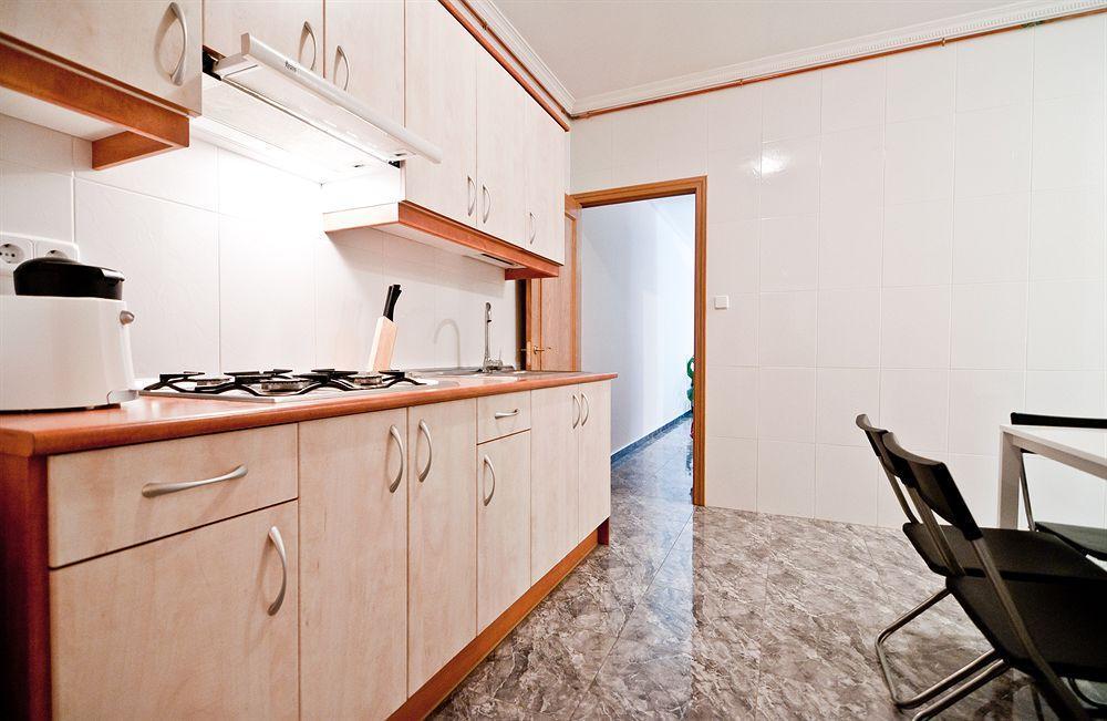 Apartamentos Aqui Me Quedo マドリード エクステリア 写真