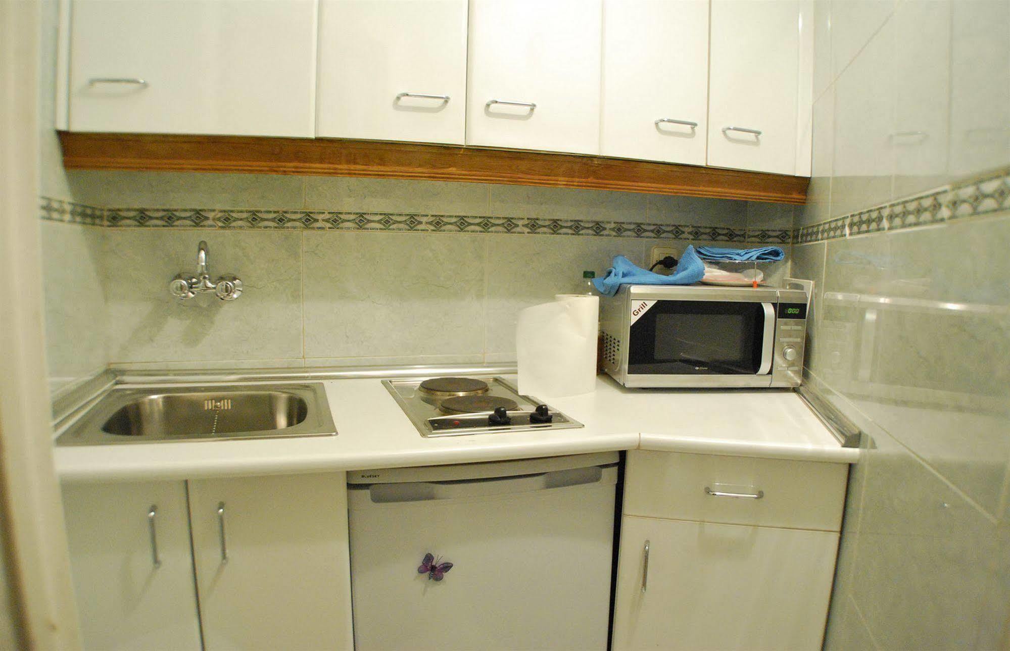 Apartamentos Aqui Me Quedo マドリード エクステリア 写真