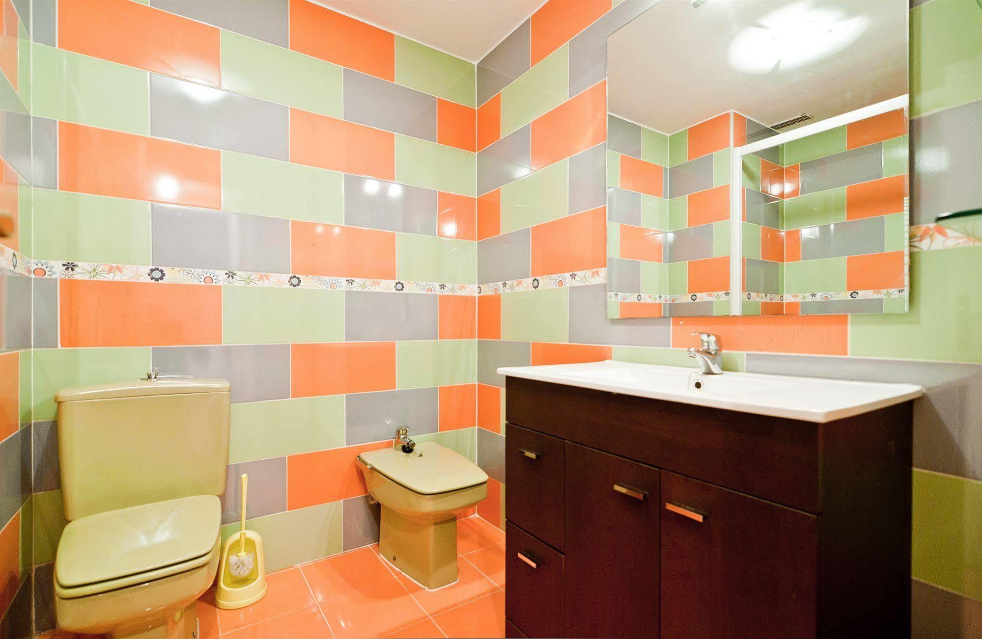 Apartamentos Aqui Me Quedo マドリード エクステリア 写真